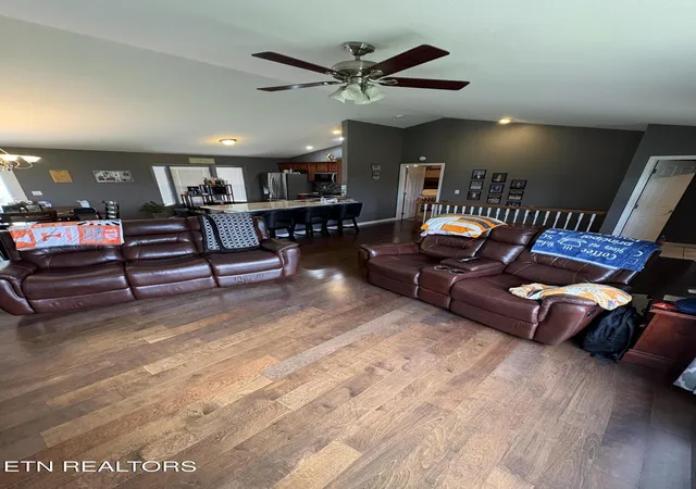 Photo 3 of Single family home for sale at 1757 River Rd, Kingston, TN 37763 | MLS# 1345798 | Listing updated on 2026-07-23
