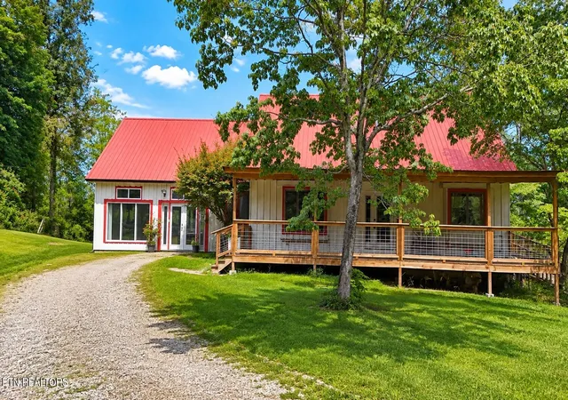 Photo 1 of Single family home for sale at 141 Central Ave, Robbins, TN 37852 | MLS# 1345793 | Listing updated on 2026-09-12