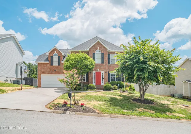 2nd image of 7604 Shadewell Dr, Knoxville, TN 37938 | MLS# 1345712