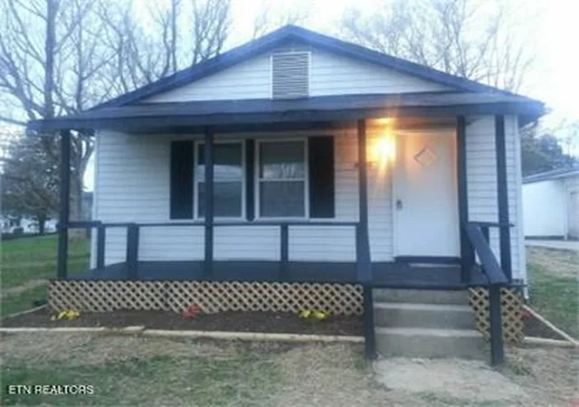 Photo 1 of Single family home for sale at 4707 Wise Springs Rd, Knoxville, TN 37918 | MLS# 1345974 | Listing updated on 2026-10-27