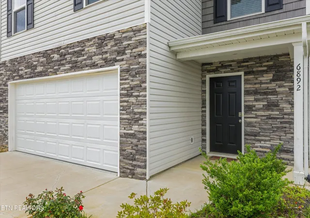 Homes for sale in Corryton, TN | 6892 Squirrel Run Ln, Corryton, TN 37721 | MLS# 1345794