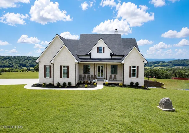 Homes for sale in Philadelphia, TN | 3647 Foshee Rd, Philadelphia, TN 37846 | MLS# 1346563