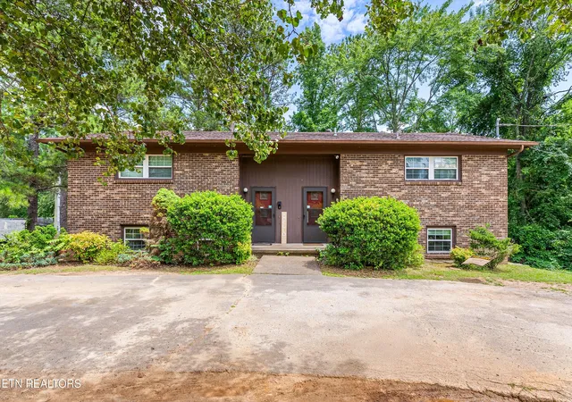 1st image of 8736 Gleason Dr, Knoxville, TN 37923 | MLS# 1346386