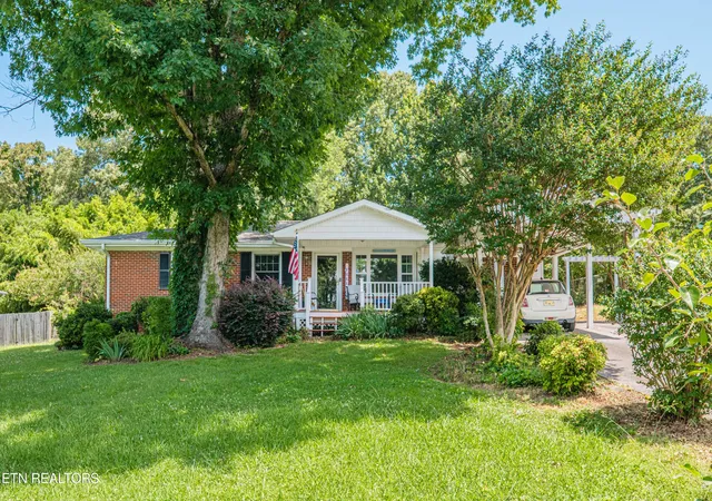 Photo 1 of Single family home for sale at 5608 Sierra Rd, Knoxville, TN 37912 | MLS# 1345892 | Listing updated on 2026-09-01