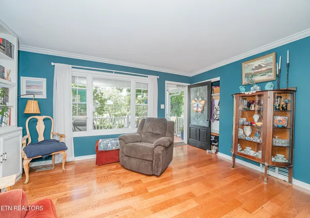 Photo 4 of Single family home for sale at 5608 Sierra Rd, Knoxville, TN 37912 | MLS# 1345892 | Listing updated on 2026-09-01