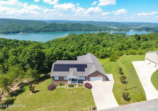 2nd image of 364 Panoramic Dr, Maynardville, TN 37807 | MLS# 1345781