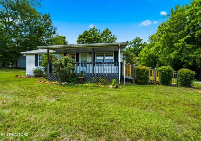 Homes for sale in Louisville, TN | 3317 Pink Hatcher Ln, Louisville, TN 37777 | MLS# 1346554