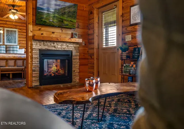 Photo 3 of Single family home for sale at 808 Peak Loop Way, Sevierville, TN 37862 | MLS# 1345805 | Listing updated on 2026-06-24