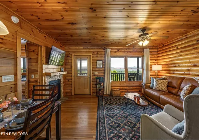 Photo 3 of Single family home for sale at 808 Peak Loop Way, Sevierville, TN 37862 | MLS# 1345805 | Listing updated on 2026-06-24