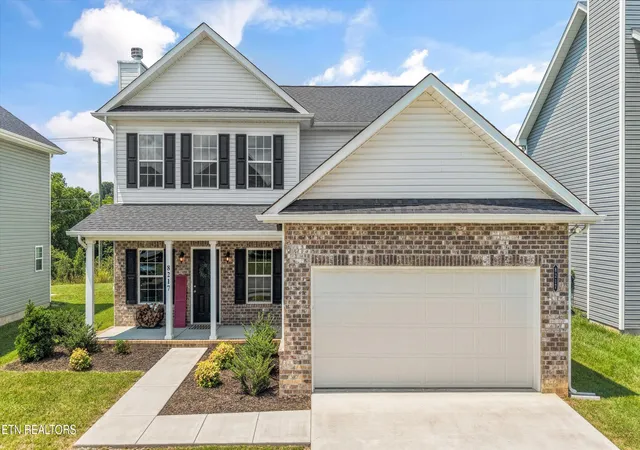 Homes for sale in Powell, TN | 8217 Zenith Ln, Powell, TN 37849 | MLS# 1346556