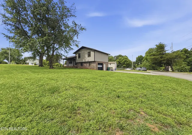 Homes for sale in Seymour, TN | 459 Water Oak Dr, Seymour, TN 37865 | MLS# 1347446