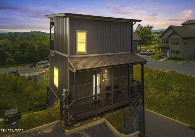 2nd image of 1654 Veterans Blvd #42, Sevierville, TN 37862 | MLS# 1346128