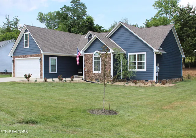 Homes for sale in Jacksboro, TN | 120 Judge Asbury Ct, Jacksboro, TN 37757 | MLS# 1345830