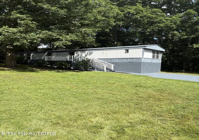 Homes for sale in Crossville, TN | 254 Dartmoor Dr, Crossville, TN 38558 | MLS# 1345873