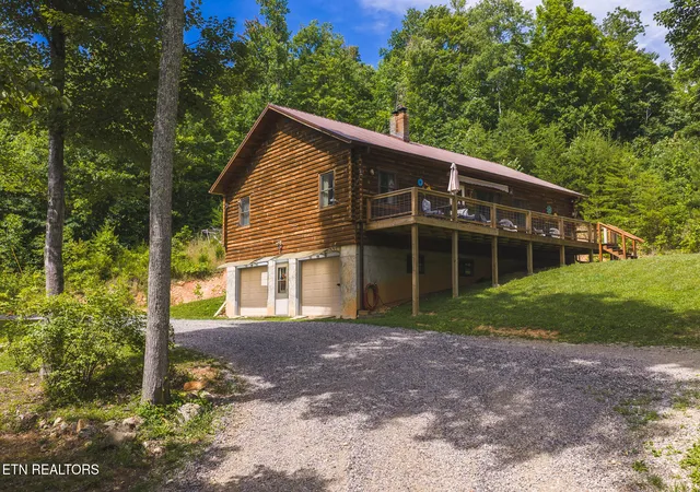 Homes for sale in Thorn Hill, TN | 2733 Rackum Rd, Thorn Hill, TN 37881 | MLS# 1345916