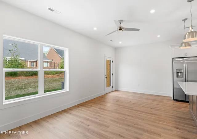 Photo 4 of Single family home for sale at 1347 Grace Ridge Dr, Sevierville, TN 37862 | MLS# 1345858 | Listing updated on 2026-10-28