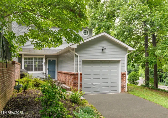 Photo 2 of Single family home for sale at 804 Olde Pioneer Tr #150, Knoxville, TN 37923 | MLS# 1345903 | Listing updated on 2026-09-04