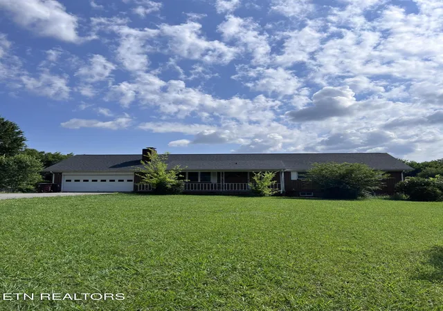 1st image of 1448/1448b Louisville Rd, Alcoa, TN 37701 | MLS# 1345971