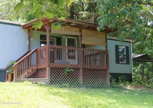 Homes for sale in Jacksboro, TN | 166 Andrew Ln, Jacksboro, TN 37757 | MLS# 1346293