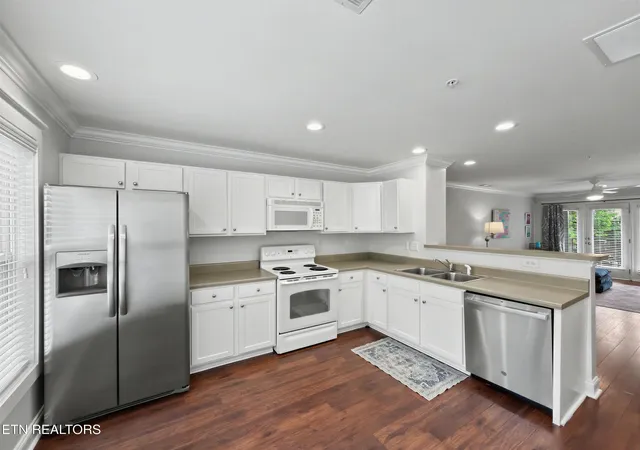5th image of 3915 Cherokee Woods Wy #209, Knoxville, TN 37920 | MLS# 1345959