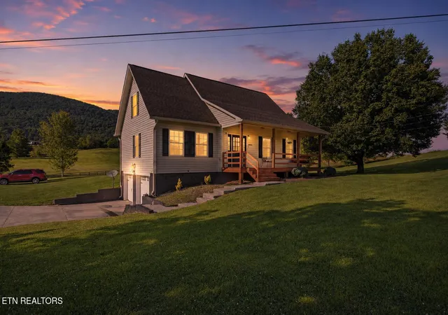 Homes for sale in Speedwell, TN | 4784 Old Hwy 63, Speedwell, TN 37870 | MLS# 1345999