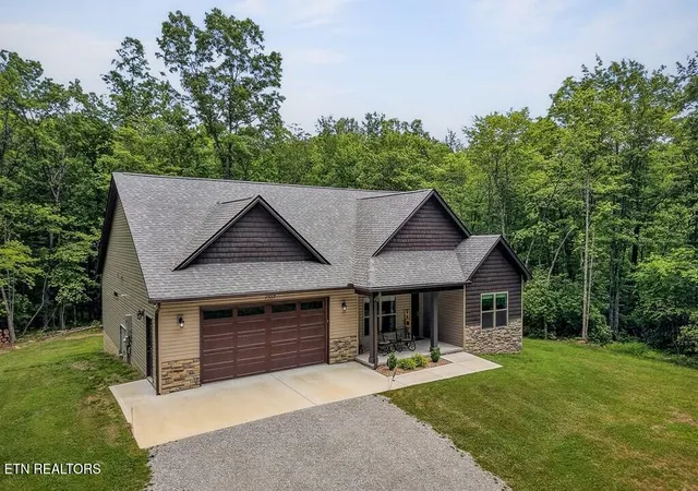 2nd image of 1507 E Overlook Rd, Monterey, TN 38574 | MLS# 1346132