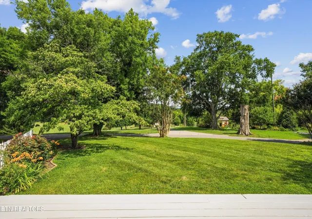 Homes for sale in Friendsville, TN | 930 Gregg Rd, Friendsville, TN 37737 | MLS# 1345965