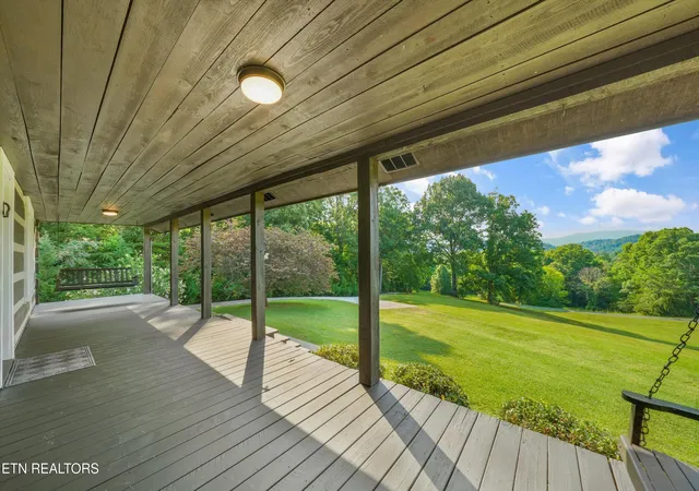 Photo 4 of Single family home for sale at 6039 Lindrick Ln, Maryville, TN 37801 | MLS# 1346532 | Listing updated on 2026-07-01