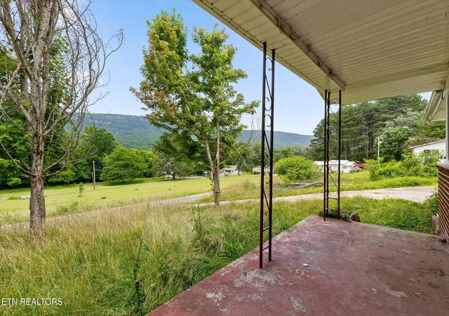 Homes for sale in Whitwell, TN | 145 Pecan St, Whitwell, TN 37397 | MLS# 1346375