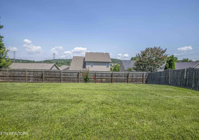 Homes for sale in Knoxville, TN | 5551 Meadow Wells Dr, Knoxville, TN 37924 | MLS# 1346142