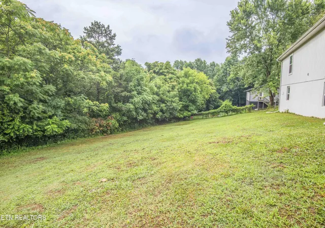 Homes for sale in Loudon, TN | 153 Trail View Dr, Loudon, TN 37774 | MLS# 1346020
