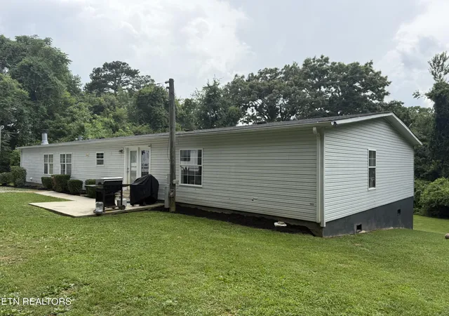 Homes for sale in Rockwood, TN | 5560 Roane State Hwy, Rockwood, TN 37854 | MLS# 1346102