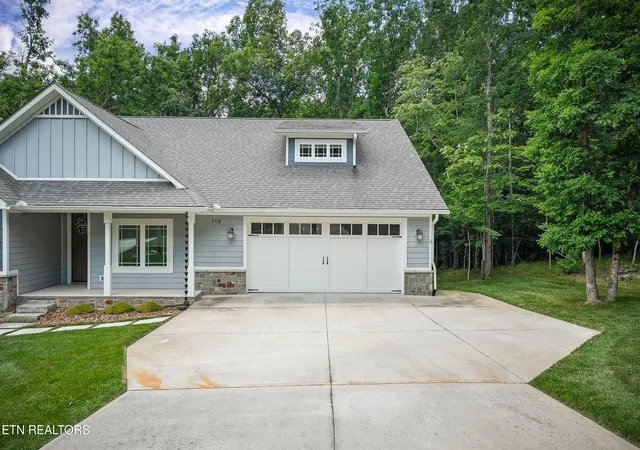 Homes for sale in Crossville, TN | 110 Motthaven Dr, Crossville, TN 38558 | MLS# 1346058