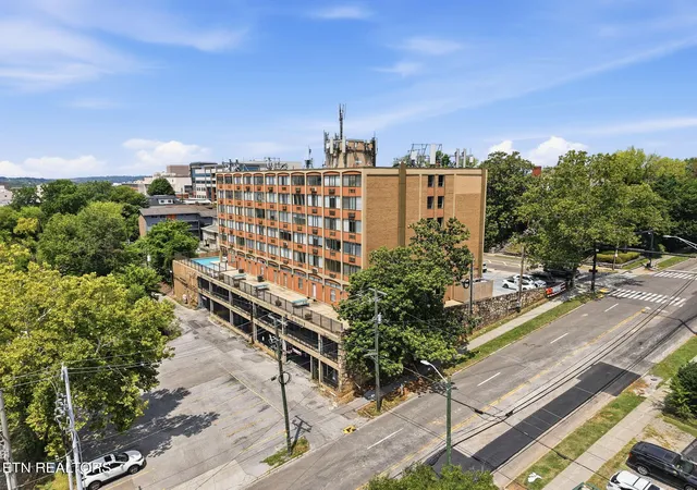 30th image of 1700 Clinch Ave #411, Knoxville, TN 37916 | MLS# 1346155