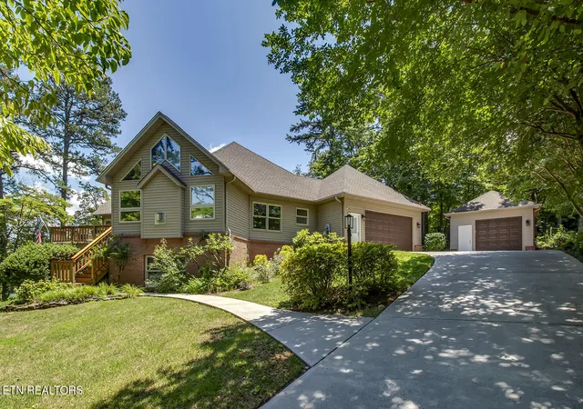 Photo 1 of Single family home for sale at 137 Depew Dr, Loudon, TN 37774 | MLS# 1347379 | Listing updated on 2026-09-21