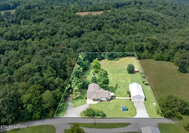 2nd image of 129 Melton Ln, Monterey, TN 38574 | MLS# 1346242