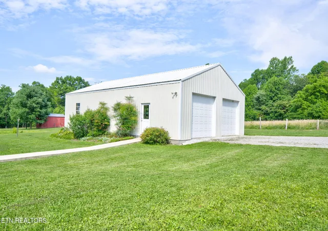 3rd image of 129 Melton Ln, Monterey, TN 38574 | MLS# 1346242
