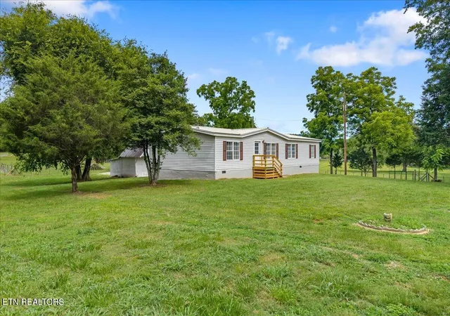 Homes for sale in Tellico Plains, TN | 1091 Fairview Rd, Tellico Plains, TN 37385 | MLS# 1346246