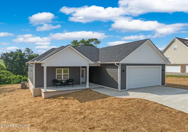 Homes for sale in Morristown, TN | 4203 Stansberry Rd, Morristown, TN 37813 | MLS# 1346251