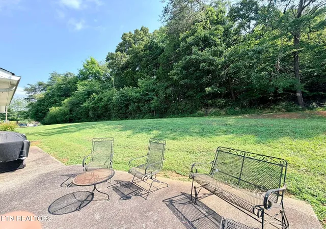 Homes for sale in Kingston, TN | 1890 James Ferry Rd, Kingston, TN 37763 | MLS# 1346168