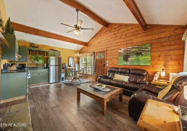Photo 3 of Single family home for sale at 4403 New Pioneer Tr, Pigeon Forge, TN 37863 | MLS# 1346157 | Listing updated on 2026-06-26