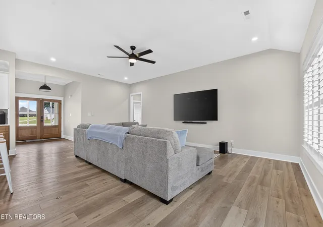Photo 4 of Single family home for sale at 930 Loblolly Ln, Maryville, TN 37801 | MLS# 1346180 | Listing updated on 2026-07-30