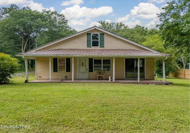 Homes for sale in Wartburg, TN | 440 Liberty Rd, Wartburg, TN 37887 | MLS# 1346598