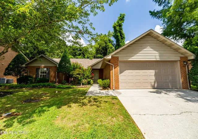 1st image of 154 Manchester Dr, Maryville, TN 37803 | MLS# 1346861
