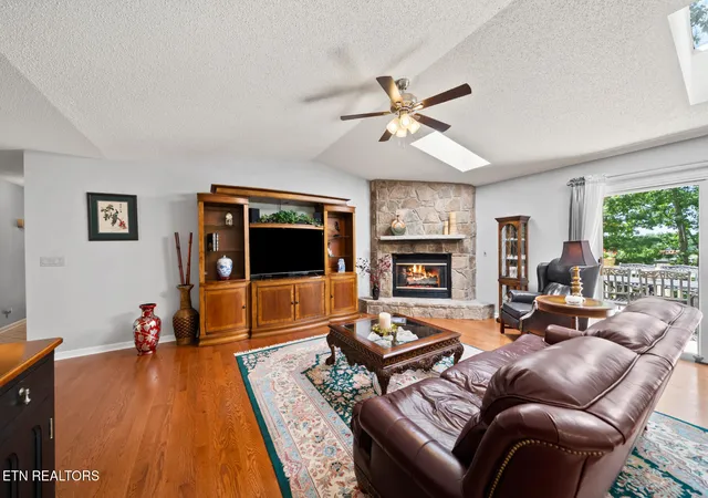 Photo 4 of Single family home for sale at 45 Markham Ter, Crossville, TN 38558 | MLS# 1346411 | Listing updated on 2026-09-21