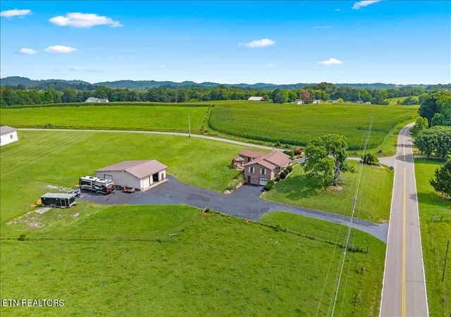image of 829 Oak Grove Rd, Madisonville, TN 37354 | MLS# 1346298