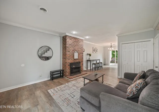 Homes for sale in Oak Ridge, TN | 105 Arcadia Ln #APT D, Oak Ridge, TN 37830 | MLS# 1346646