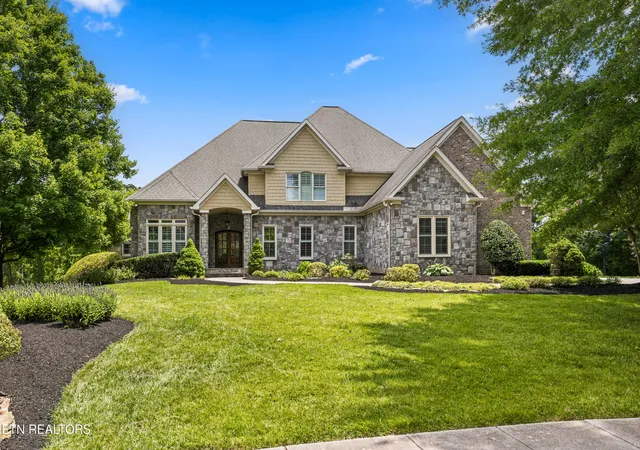 3rd image of 615 Gwinhurst Rd, Farragut, TN 37934 | MLS# 1346214