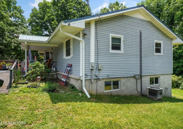 Photo 4 of Single family home for sale at 748 Christenson Rd, Deer Lodge, TN 37726 | MLS# 1346269 | Listing updated on 2026-09-26
