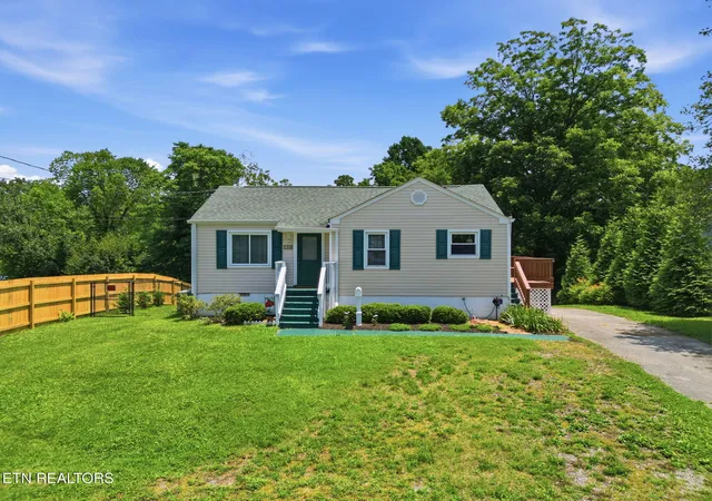 1st image of 124 Salem Rd, Oak Ridge, TN 37830 | MLS# 1346528